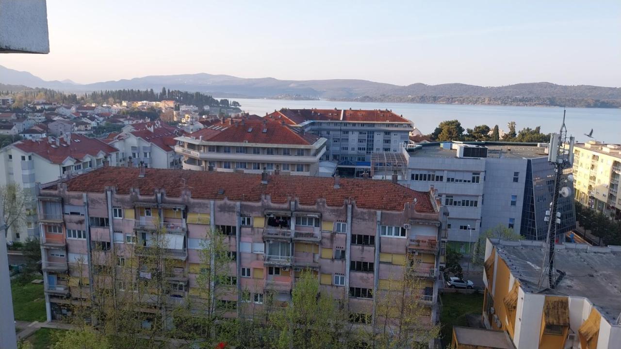 Apartman Centar Tivat Eksteriør bilde